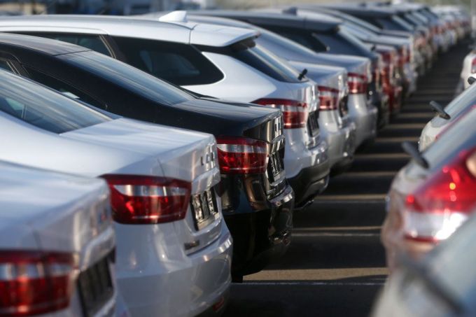 Продажи новых легковых автомобилей в России и странах бывшего СССР в 2018 году. Сравнение и выводы.